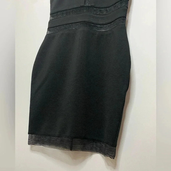 Lipsy London - Black High Neck Halter rib mini dress with mesh peekaboos - US 4 - Picture 4 of 5